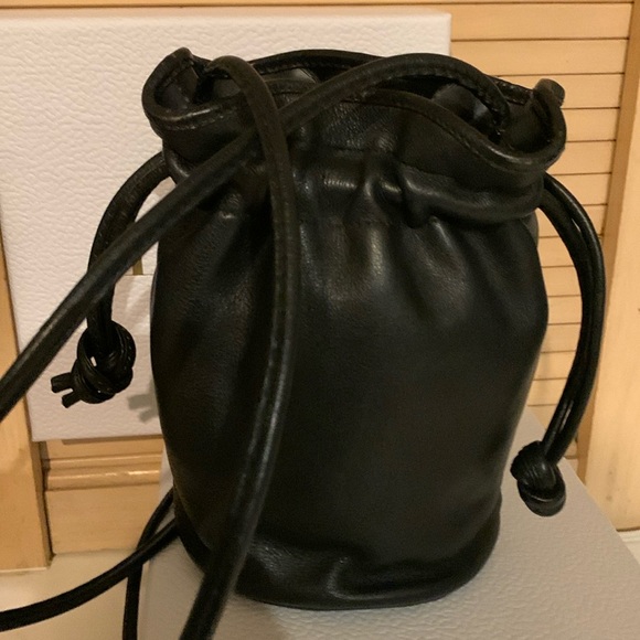 Beautiful Dior Small Bucket Bag !! Come with box !!RARE - Picture 6 of 12